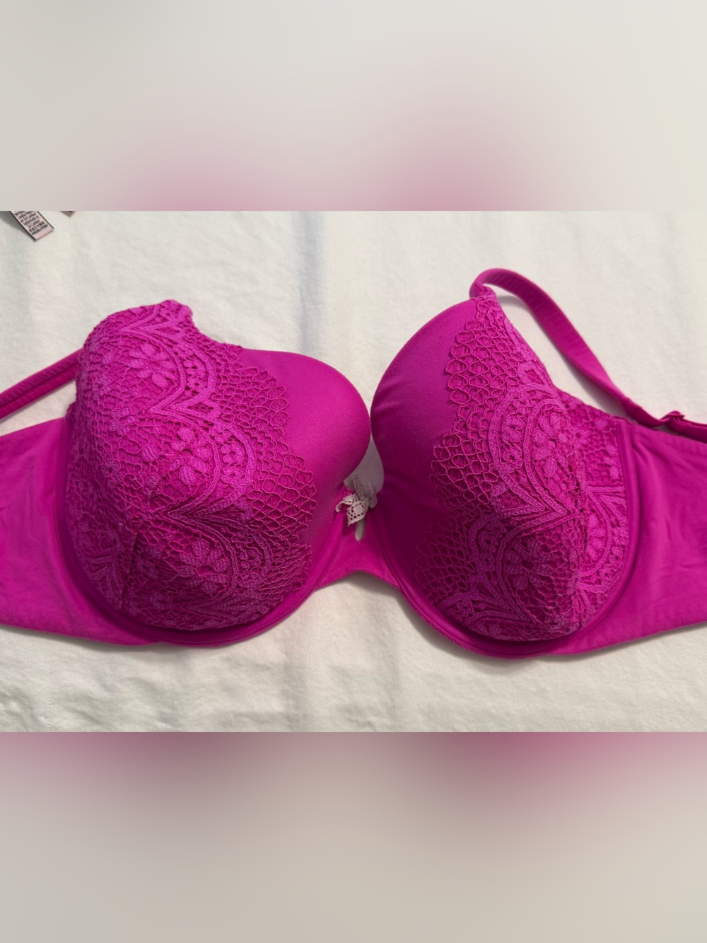 Victoria's Secret Fuchsia Lace Push-Up Bra